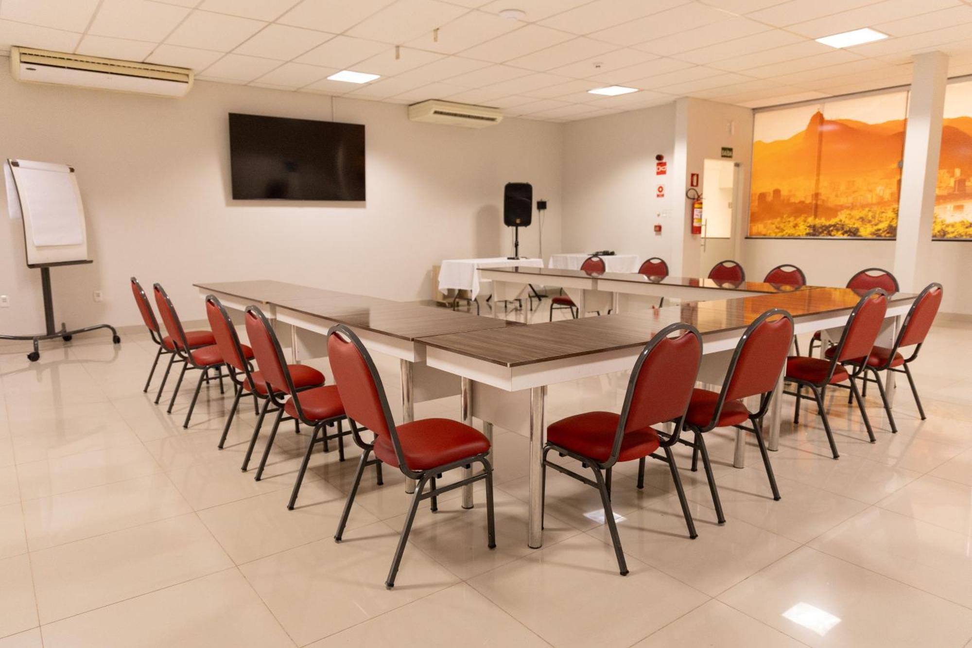 Tezla Hotel Примавера-ду-Лести Экстерьер фото